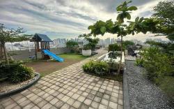 Golden Loft with Mood Lighting,Stylish Staycation Loft  Fast Wi-Fi, Soft Couch