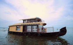 ALLEPPEY BOAT TRIPS 