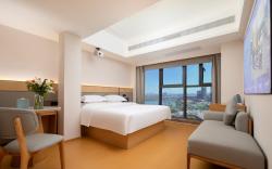 Echarm Hotel Wuhan High-speed Railway Station Happy Valley