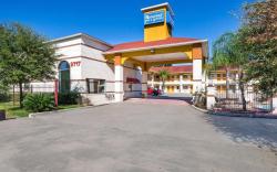 Rodeway Inn & Suites