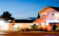 Esplanade Motels