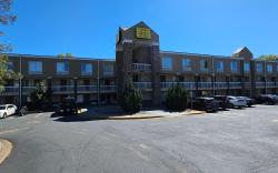 Studios & Suites 4 Less Charlotte