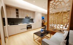 Hangout luxury studio