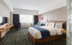 Holiday Inn Express Shanghai New Jinqiao By IHG