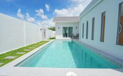 The 8 MaBella Pattaya Pool Villa