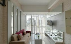 Modern Minimalist 2BR at Linden Apt By Travelio