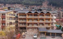 Hill Rive Resort