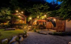 Gapyeong T N Pastel Glamping Caravan