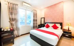 Bay Luxury Chariot Hotel