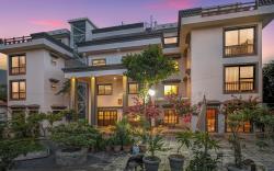 Uma Residence and Suites