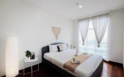 Boho Touch 2BR Lucky Tower Residence By Travelio