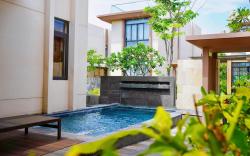 Luxurious 3 Bedrooms Pool Villa
