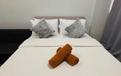 * * WV 24 Homey Comfort Spot