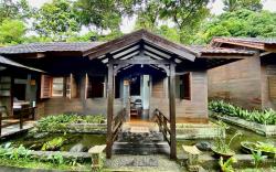 Pondok Virosa 3 Forest & Farm Manage byDamaresa