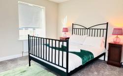 Cozy 3-Bed Thetford Home with WiFi – Sleeps 5 Comf