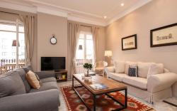 Apto Superior de tres habitaciones con terraza