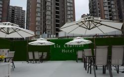 Lia Charlton Hotel Shutian