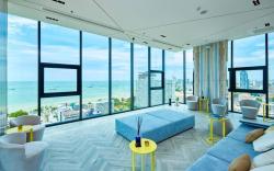 Sea View 2 Bed Room at Great Location