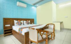 FabHotel Crestwood Inn