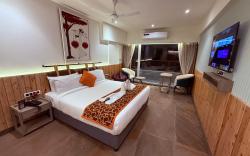 Ikonic Hotel - Bhushi Dam Lonavala