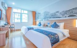 Yimi Hotel Guangzhou Donghu Subway Station Pearl River Night Cruise Wharf