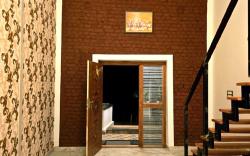 Cozy Farmstay with mountain view near Bangalore