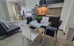 Cozy, Spacious, Staycation Home in Nuvali
