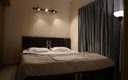 Snooze Living Brooklyn | E- City 3KM to Infosys
