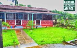 RainHills Holiday Home 6.9km Amboli Water Fall
