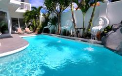 NEBULAND Luxury Pool Villa Pattaya Walking Street 