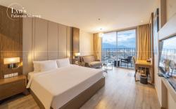 Serviced Apartment by Lyn - Panorama Sea View Nha Trang next to Tram Huong Tower