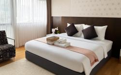 Cozy stylish home near Nana BTS