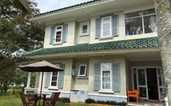 OYO 94710 Puncak Resort Guest House