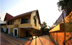 The Reserve Gorumara Hotel