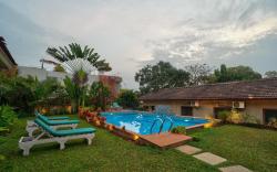Casa De Royale Resort