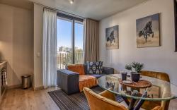 Luxe Rosebank Retreat