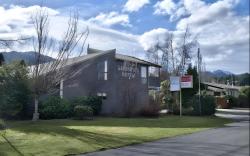 Larchwood Motels
