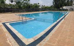 Blue Lagoon Inn Resort