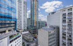 Three Double 1 Single and 2 Sofa Beds apartment