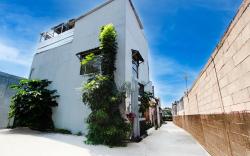 OYO 94699 Seven Secrets Syariah