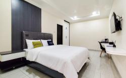 Urbanview Hotel Via Jambi