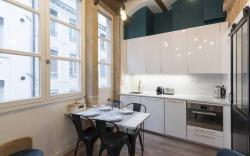 Dify Quatre Chapeaux - City Center