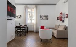 Prestigious Accommodation in Piazza Duomo!
