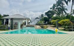 Exclusive Vacation Home W/ Pool Near Tagaytay