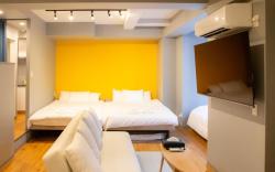 新宿駅徒歩７分の好立地物件/最大９名様宿泊可能/観光に便利/歌舞伎町