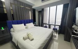Top Floor Room in Pollux, City Center Near Ferry