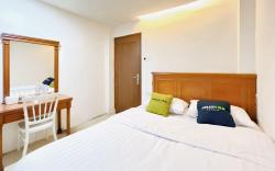 Urbanview Hotel Grand Mohaga Medan