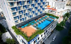 Nha Trang  Chic Suite_Central high F_FREE POOL