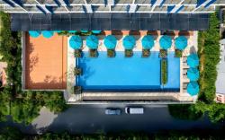 NHA TRang Amazing Beach&City View_Center POOL