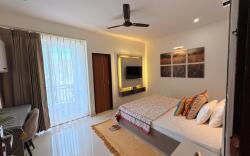 Couple Canvas- Luxurious 1-BHK Peaceful Apartment